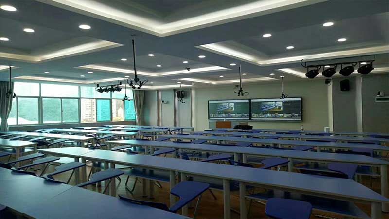 木質(zhì)之美,聲音之靜:探索會議室槽孔吸音板的魅力所在之處